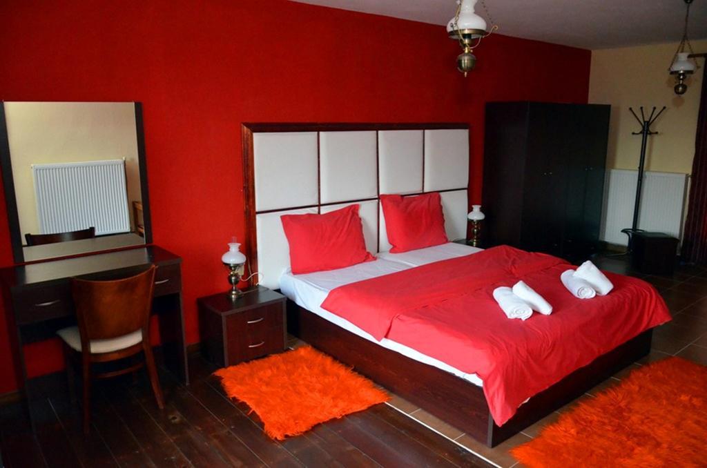Prasino Horio Hotel อาร์ไนยา ภายนอก รูปภาพ